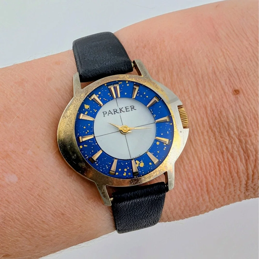 Vintage Parker Swiss Made Manual Wind Mid Century Blue Gold Fleck Watch 31mm